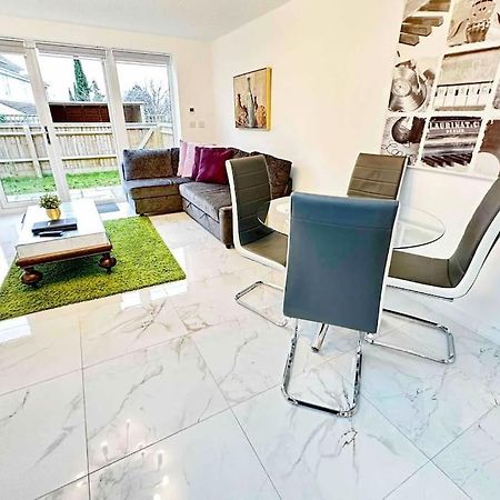 Paradigm House, Stunning 2-Bedroom Apartment 1, Free Parking, Оксфорд Экстерьер фото